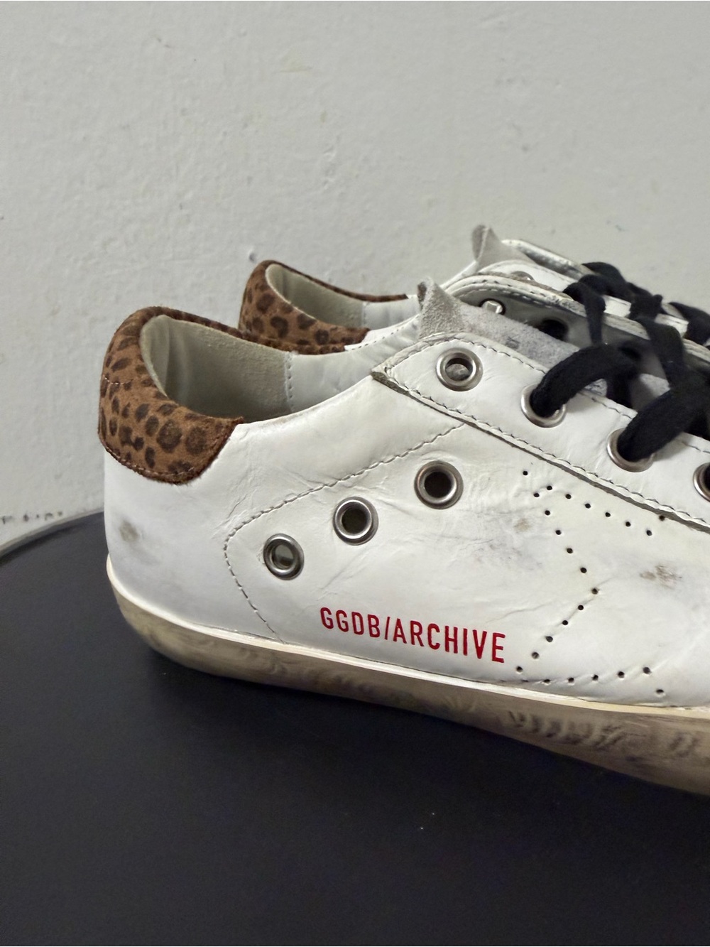 Golden Goose Women's Archive Size 36 White Leather Leopard Details Worn Lightly - Picture 5 of 14